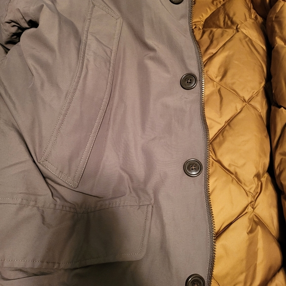 Coat - Picture 5 of 10
